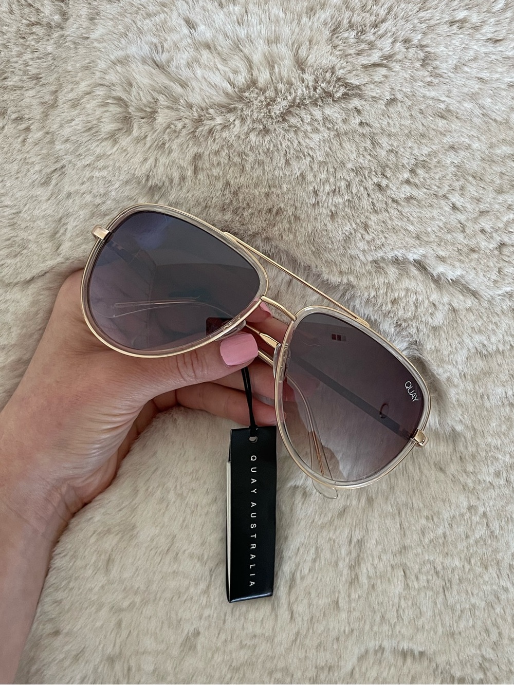 NWT Quay Australia All In Aviator Sunglasses Gold